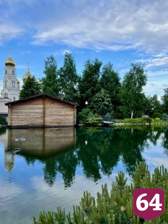Вячеслав Володин поздравил россиян с Троицей фотографиями из саратовского монастыря
